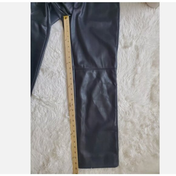 NWT Banana Republic Straight Leg Vegan Leather Trouser Pants Black Size 6 RT$100 - Picture 10 of 12